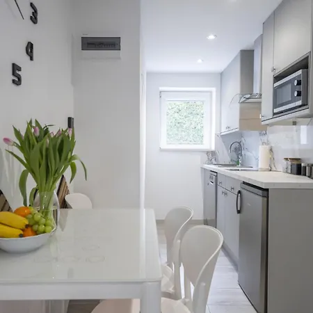 Karkonosky - Zacisze Azalia Apartmán *